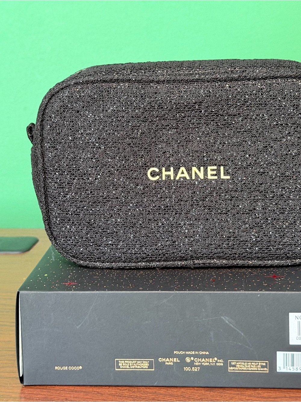 Authentic CHANEL Black Sparkle Cosmetic Makeup Bag Pouch w/ Box